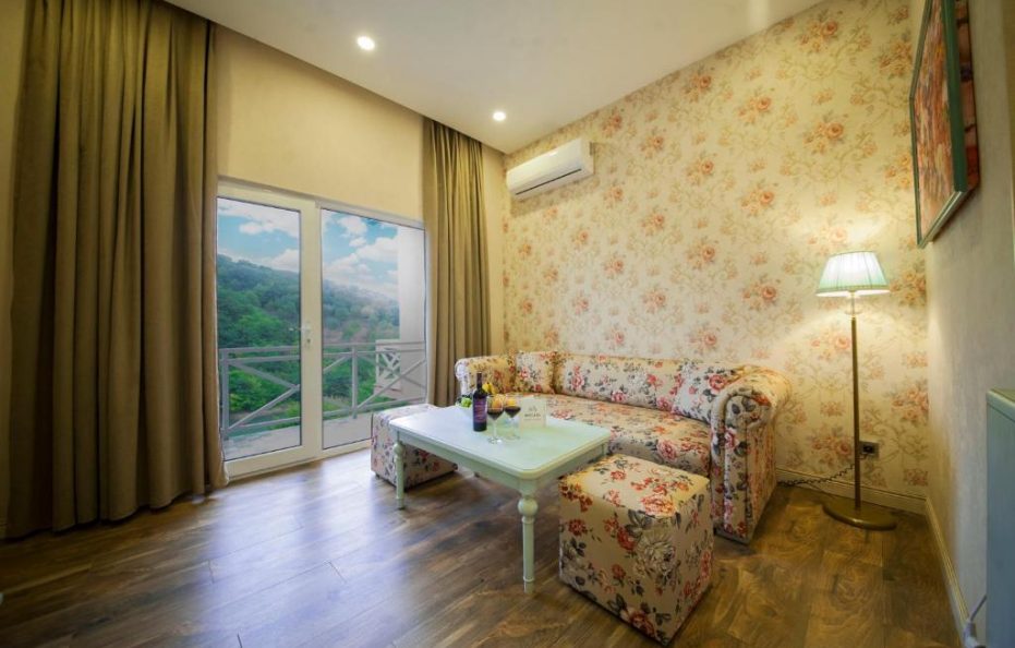 Family Room with Lake View